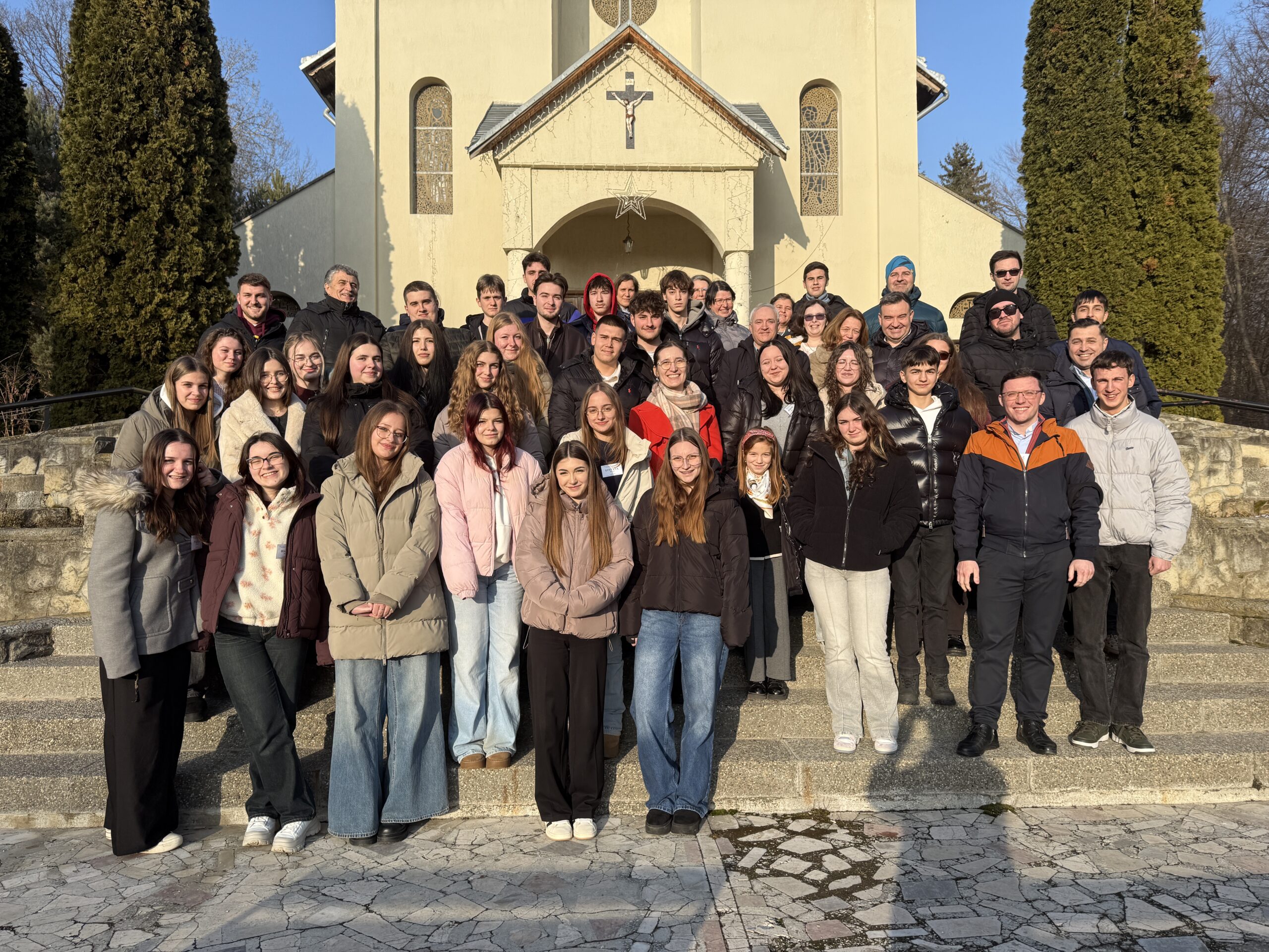 Read more about the article Cursul „Filip” pentru tinerii din parohia „Sfântul Nicolae” din Bacău: 28.02 – 01.03.2026, Luncani